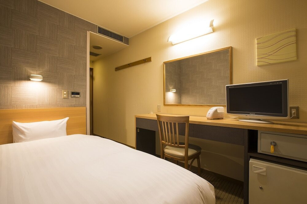 白雲の館／洋室シングル一例