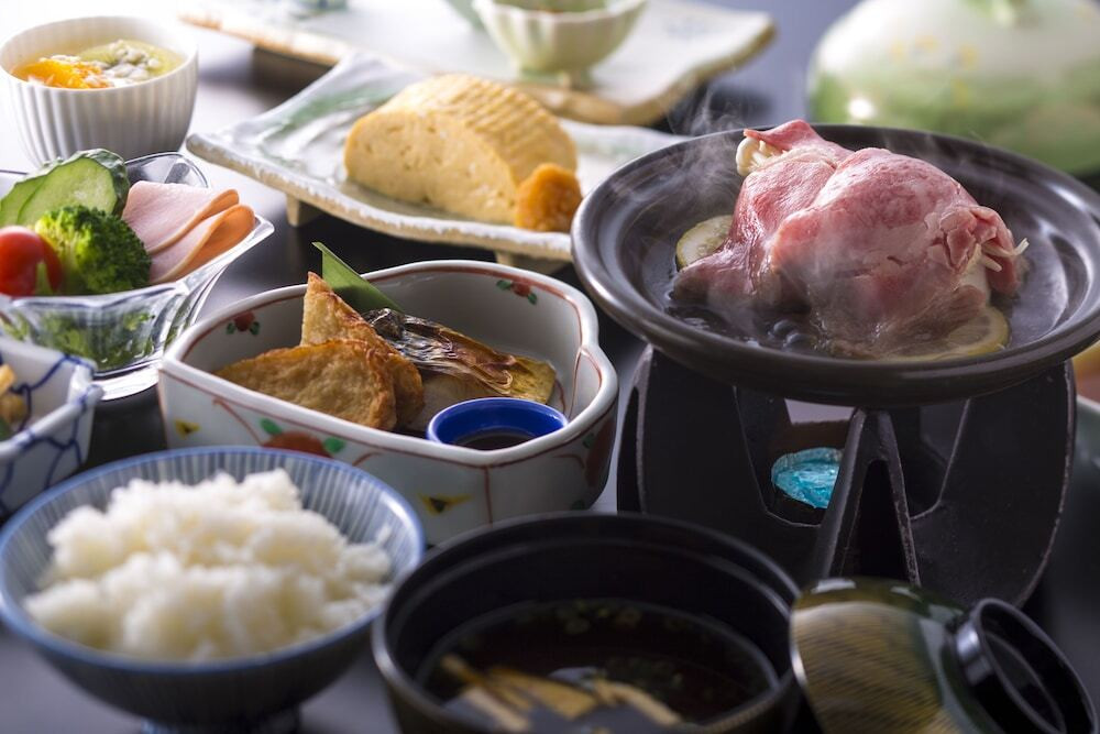 おしゃれなブックカフェや露天風呂付き客室が魅力♪3925578