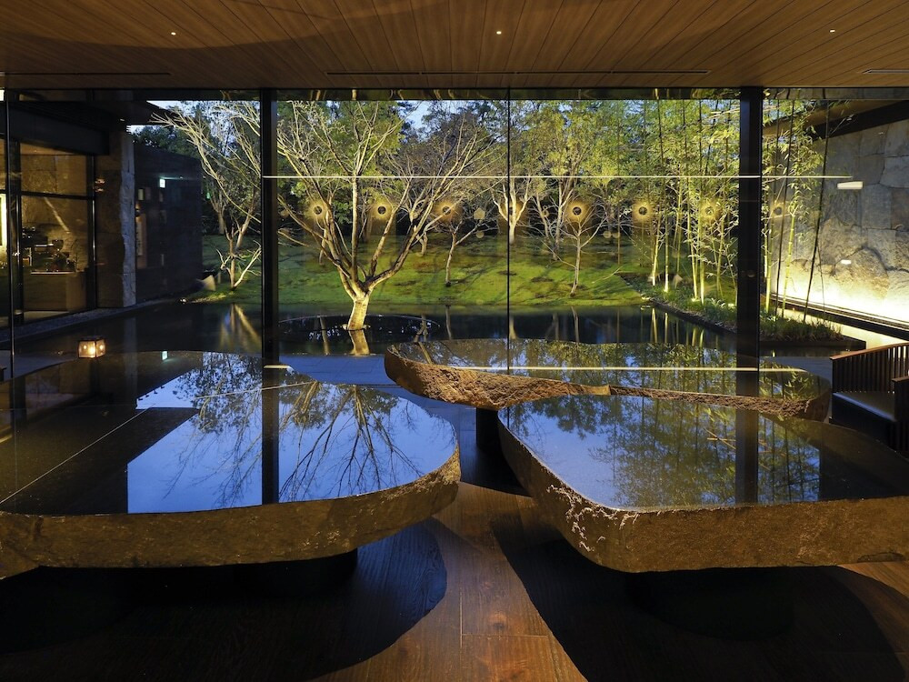 ロビーラウンジ