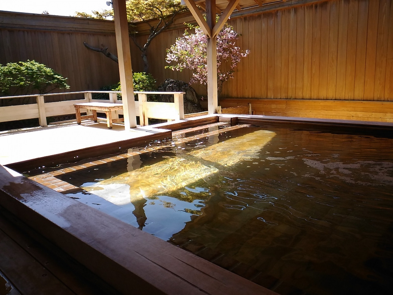 2. アレンジ自在の癒し処「秋田温泉プラザ」3485114