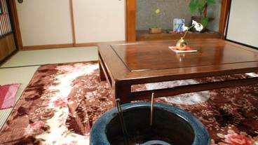 客室内のダイニングエリア / 6