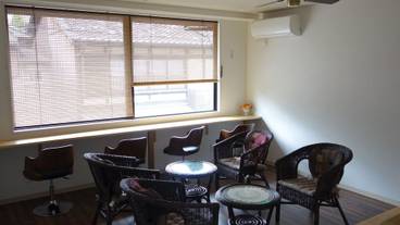 ロビーラウンジ / 3