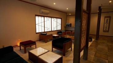 ロビー応接スペース / 4