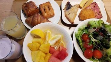 朝食の盛り付け例 / 3