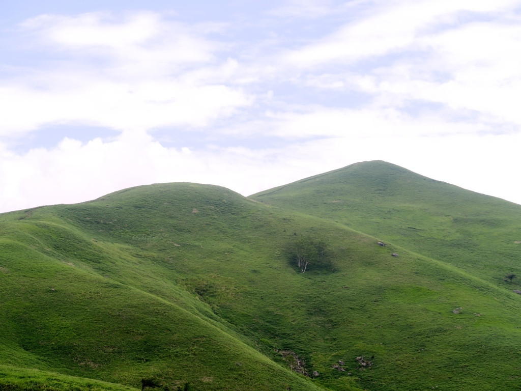 2.某社のエアコンの名前で一躍有名になった「霧ヶ峰（きりがみね）」4235642