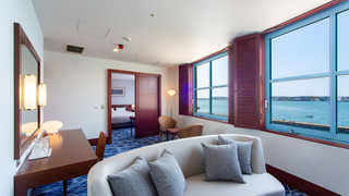 クラブラウンジアクセス付き　スーペリアダブル(40平米)　オーシャンビュー　禁煙