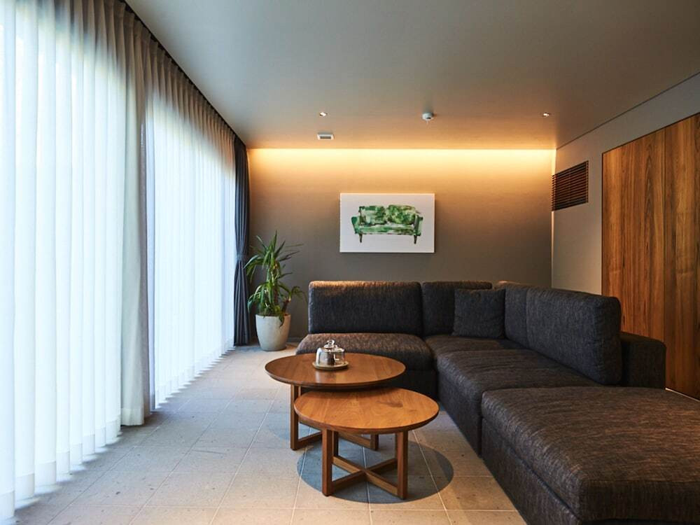 美食が評判のスタイリッシュな宿3927883