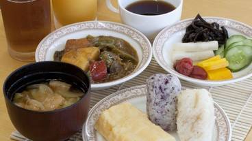 食事・飲み物 / 2