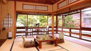 スーペリアツイン庭側 10畳 バストイレ共有