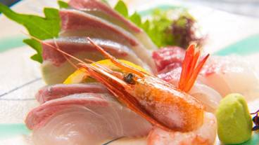 食事・飲み物 / 11