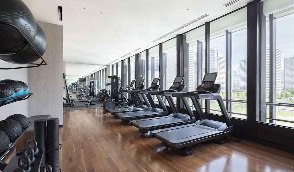 フィットネスセンター / 1