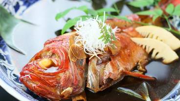 食事・飲み物 / 11