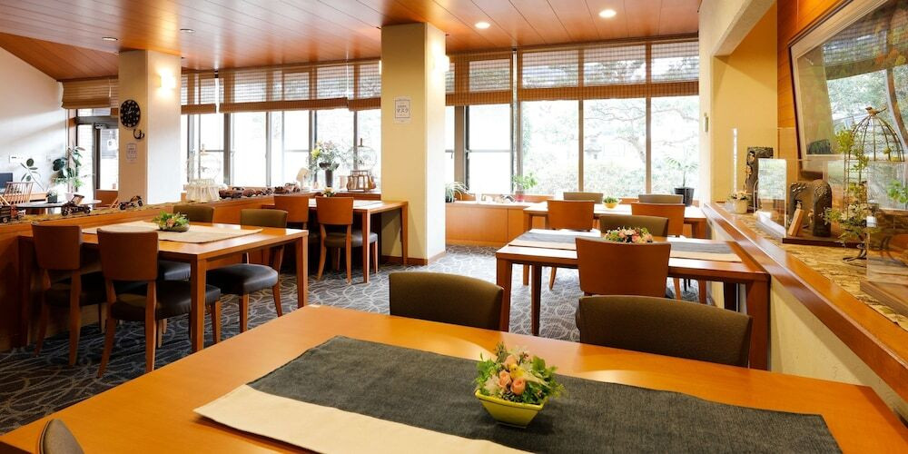 ロビーラウンジ