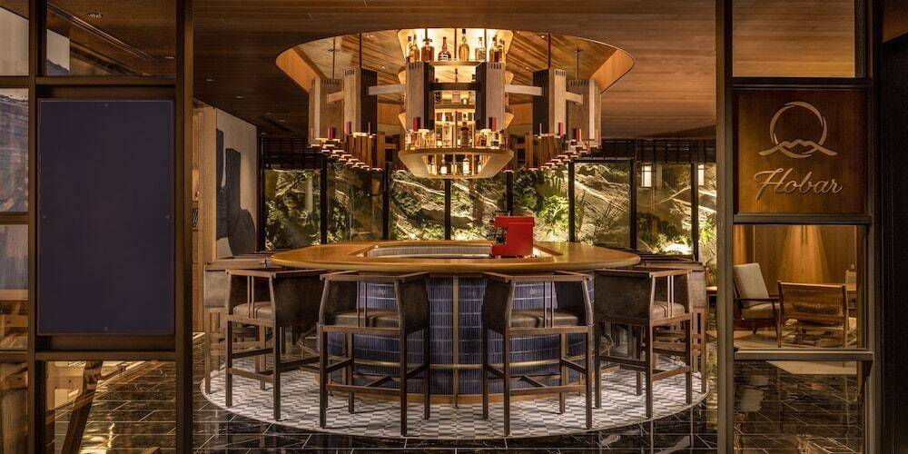 おしゃれダイニングで
おいしいディナーを♪ / 2