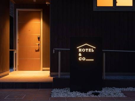 HOTEL＆CO / 1