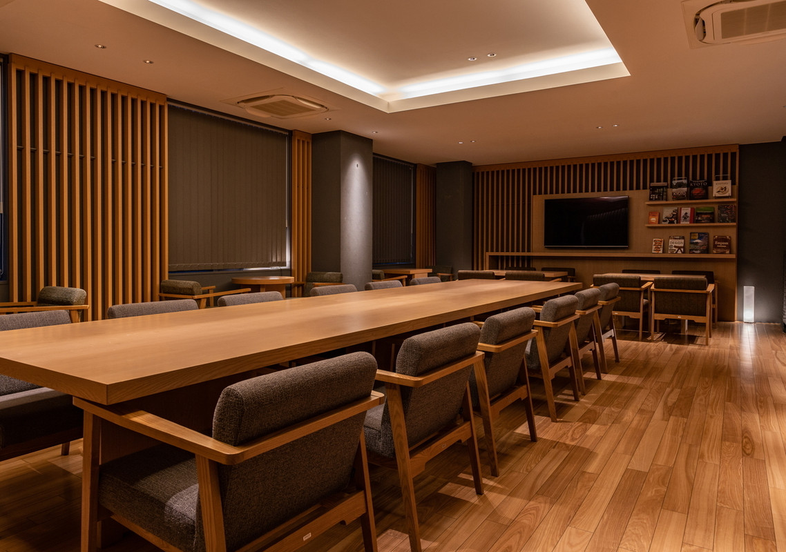 1階 ビスタラウンジ②