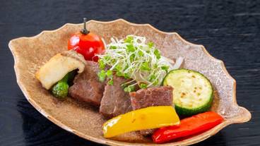 会席料理のメニュー例(2) / 3