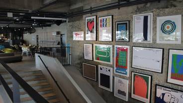 内部エントランス / 2