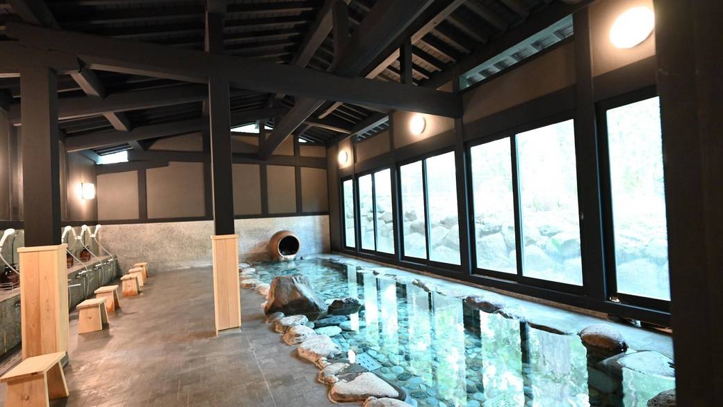 湯船の数は24種！
下賀茂温泉を堪能 / 2