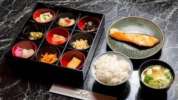 朝食 / 1