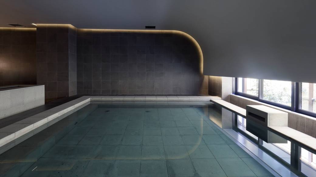 手足を伸ばして
大浴場で癒されて / 1