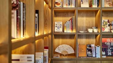 ロビー応接スペース / 32