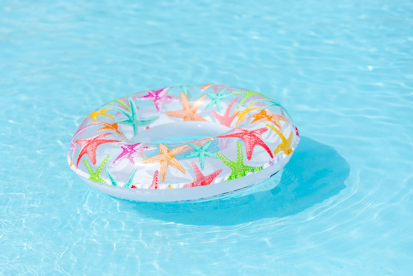 プール　うきわ　浮き輪