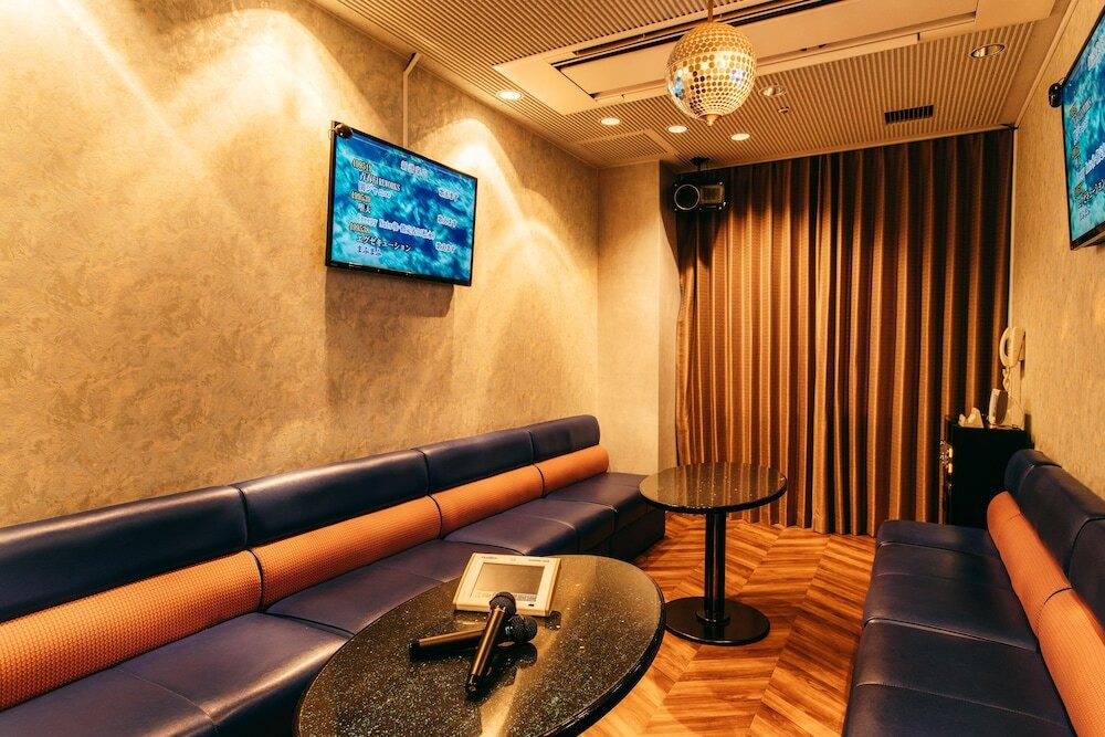 カラオケ ルーム