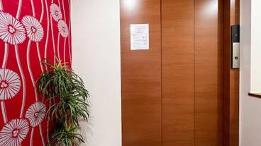 内部エントランス / 6