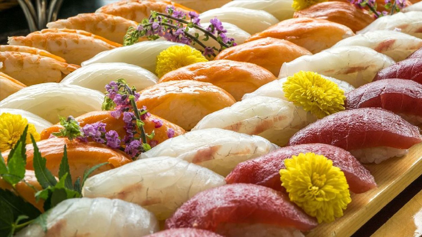 客室やレストランから望む自然に癒される温泉宿4011467