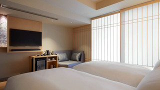 コーナーツイン (ユニバーサル) 禁煙(28平米)