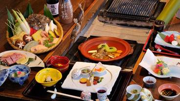 食事・飲み物 / 3