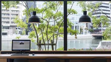 ロビーラウンジ / 12