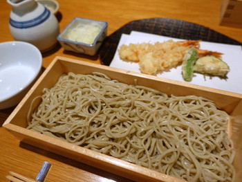 「正音」料理 720986 車海老天もり　1800円