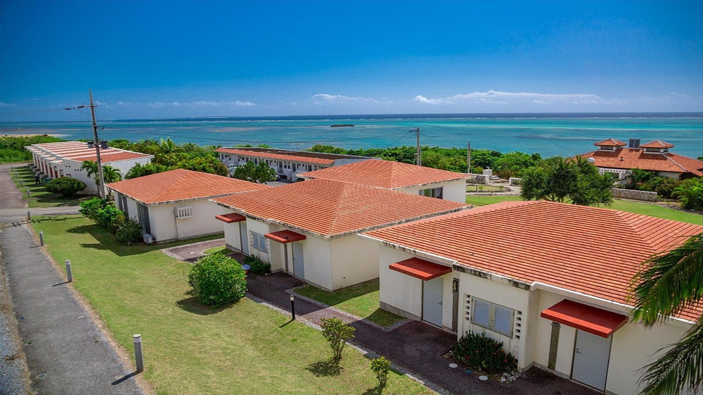 海はすぐそこ！満天の星を眺めながら天然温泉に浸かる3442421