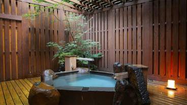 一條スイート／露天風呂 / 2