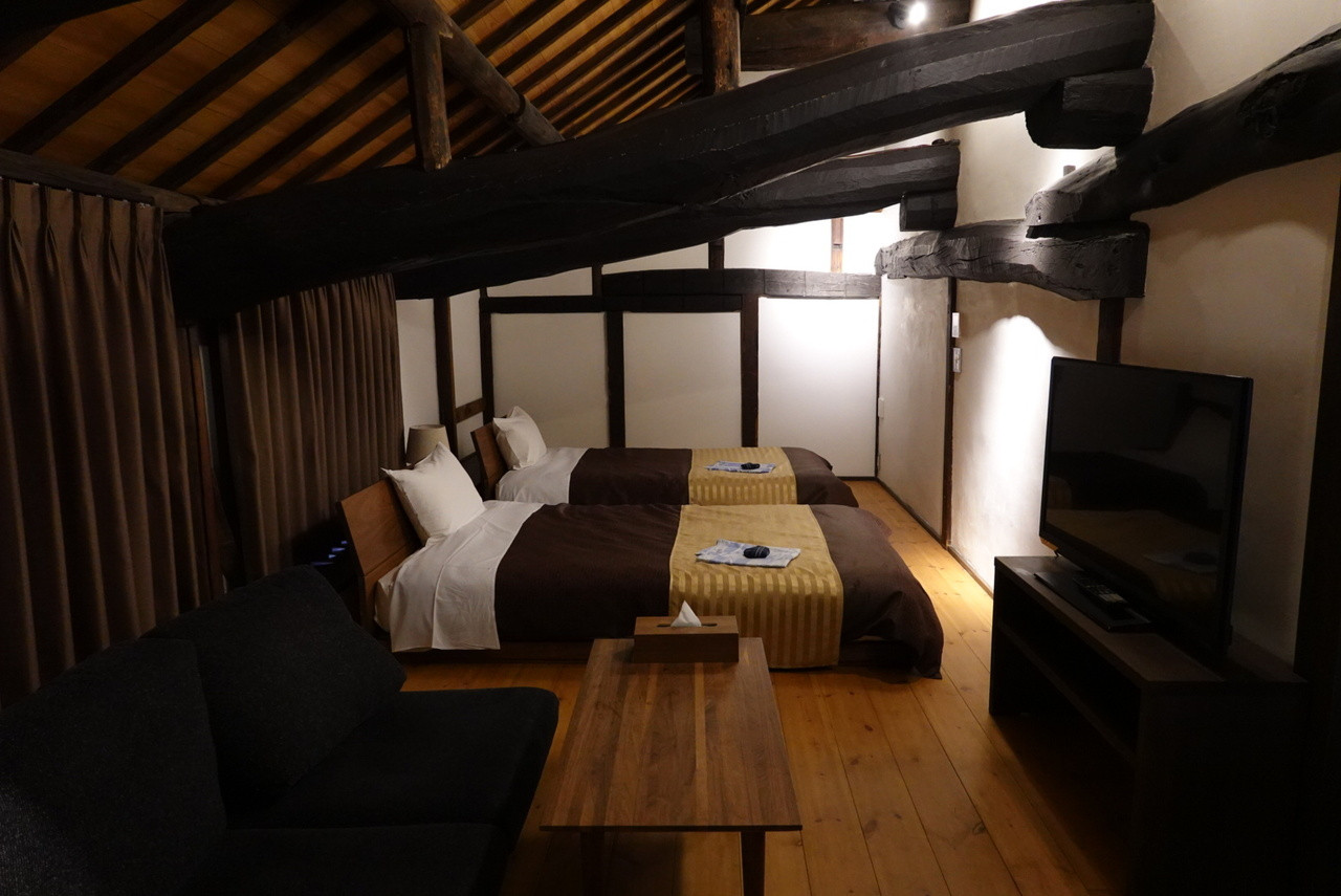 レトロさを詰め込んだバケーションレンタルでしっとり♡4024297