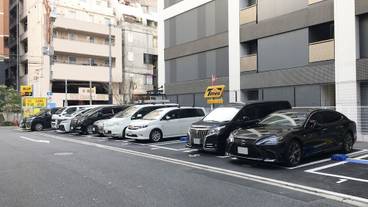 駐車場 / 2