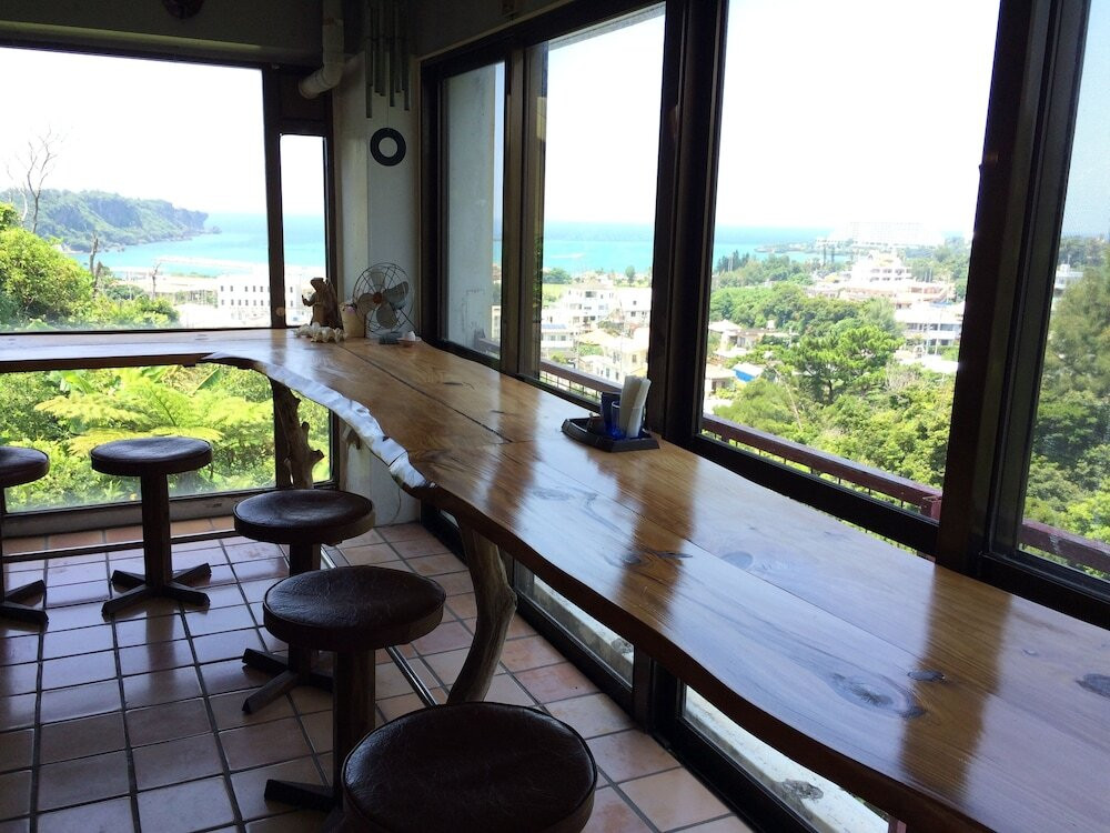 ロビー応接スペース