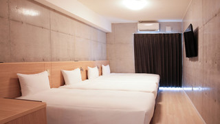 ホテル棟 4 人部屋 禁煙