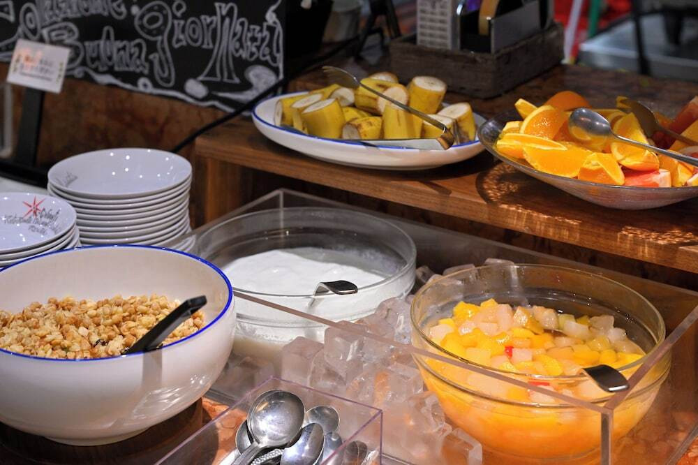 朝食ビュッフェ