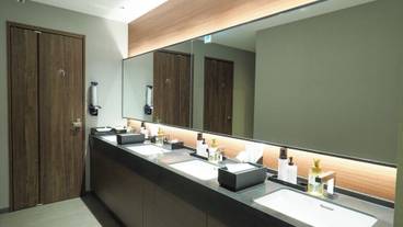 施設内の設備 / 12