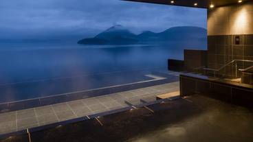 大浴場／夜の露天風呂② / 3