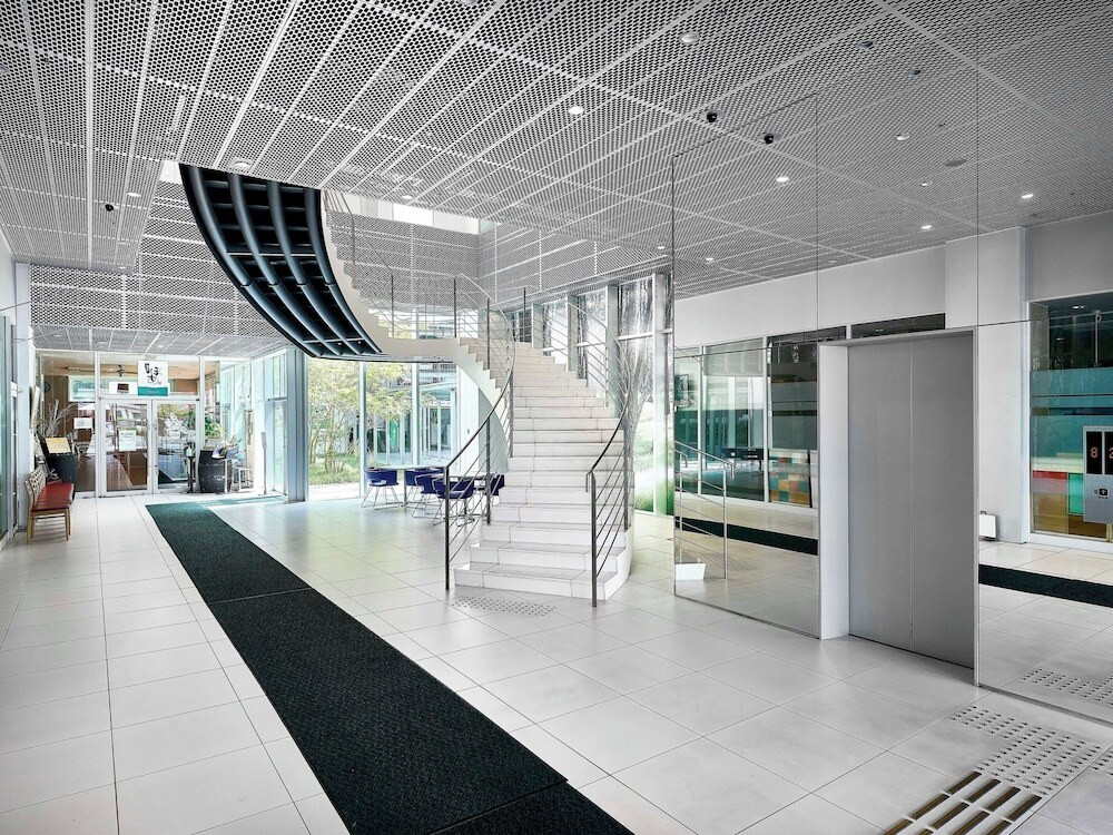 内部エントランス