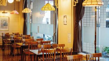 朝食スペース / 11