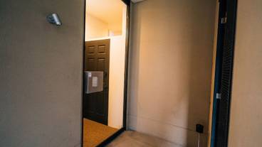 施設の入り口 / 6