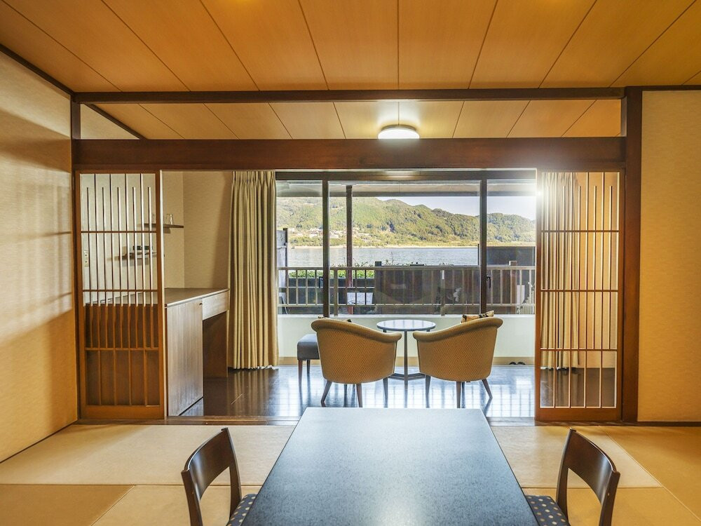 露天風呂付き客室でゆったり温泉を満喫！お子様用プールも併設♪3965271