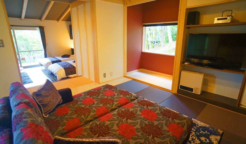 離れ  こごみ ソファ / 3