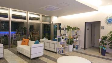 ロビー応接スペース / 8