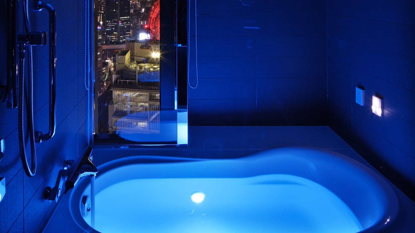 アクティブに観光したいカップルにぴったりの大阪駅直結ホテル4241451